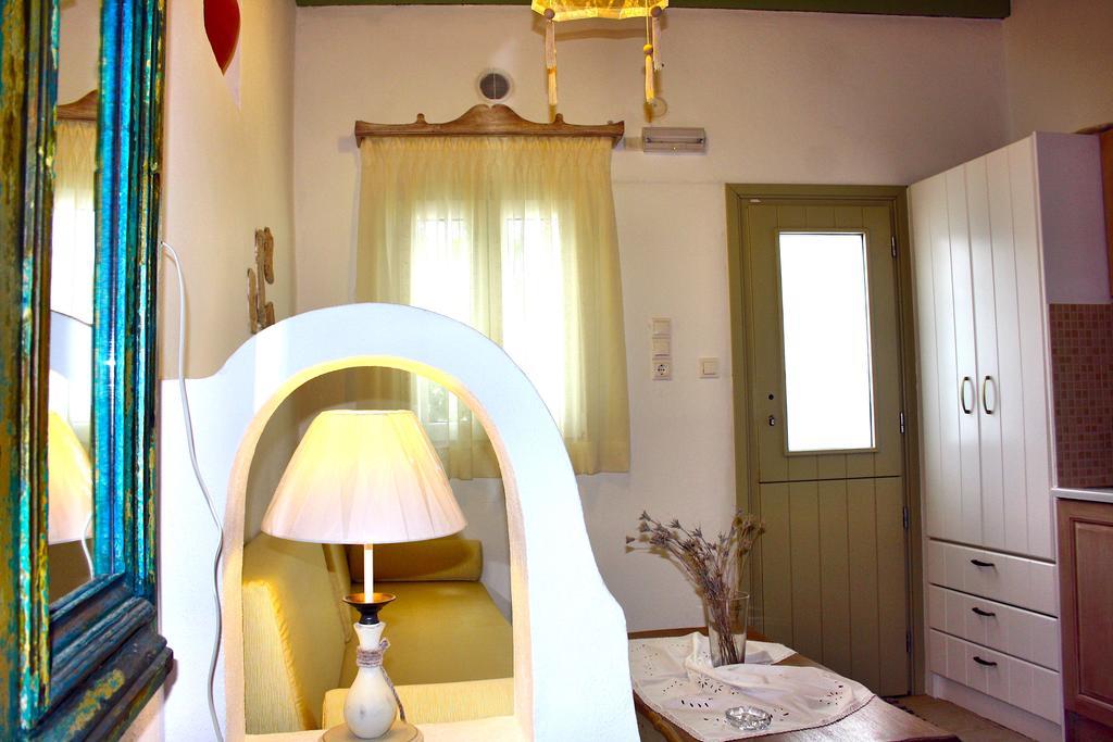 Mariakis Luxury Studios Astypalaia ภายนอก รูปภาพ