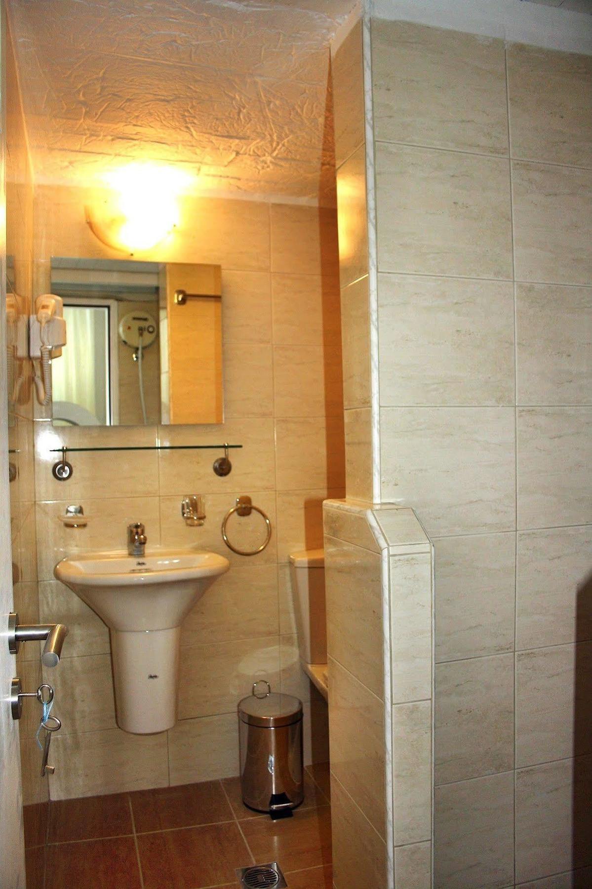 Mariakis Luxury Studios Astypalaia ภายนอก รูปภาพ