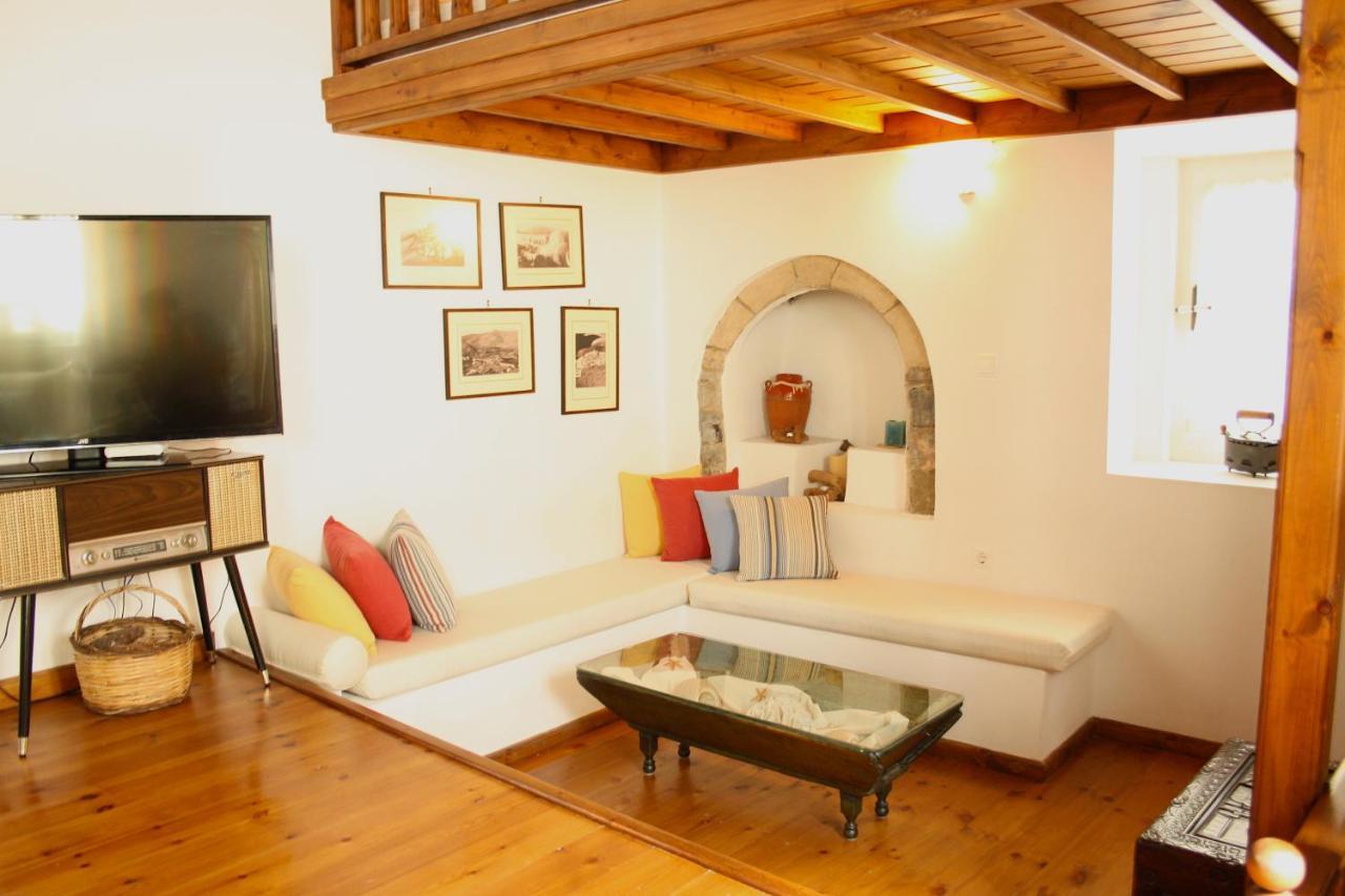 Mariakis Luxury Studios Astypalaia ภายนอก รูปภาพ