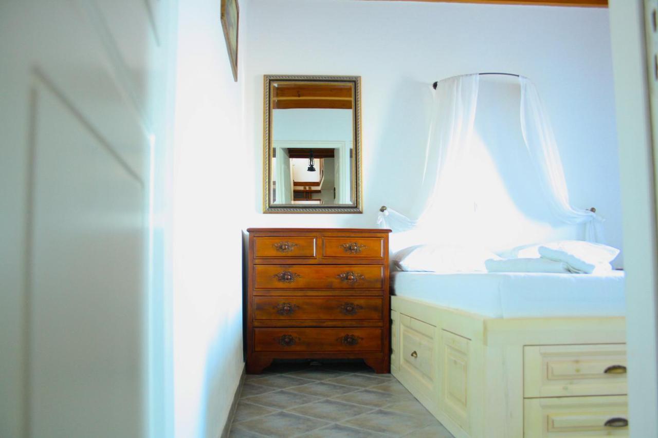 Mariakis Luxury Studios Astypalaia ภายนอก รูปภาพ